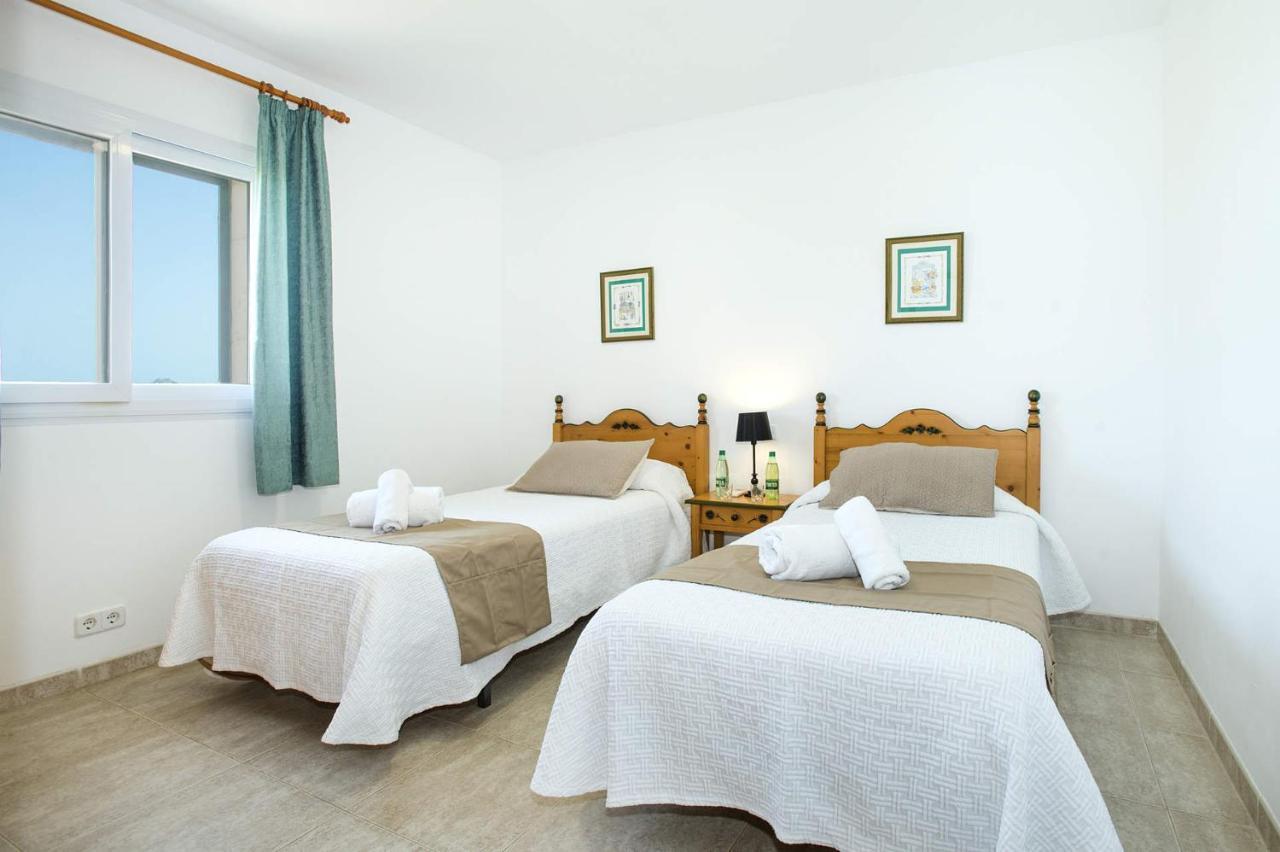 Illa Petita By Villa Port de Pollenca
